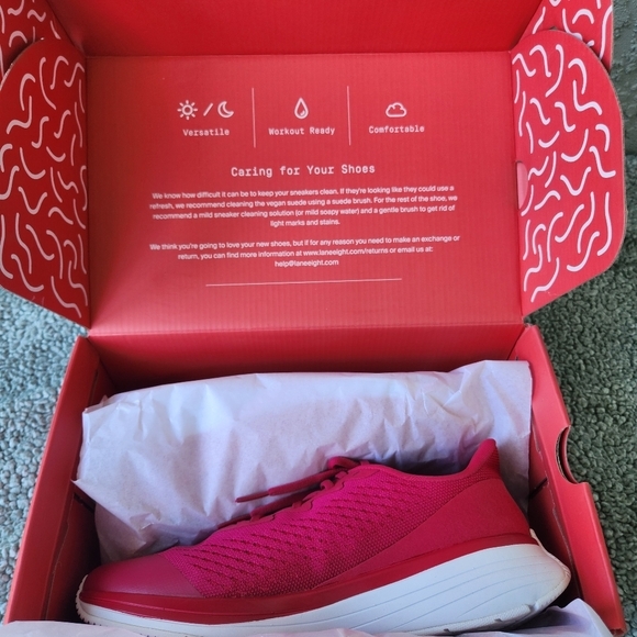 Lane Eight Women’s Relay Trainer Shoes Size 9 Unisex Hibiscus Sneakers Athletic - Picture 7 of 8